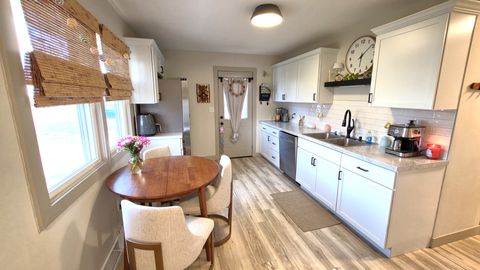Tiny photo for 1426 Davenport Street, Le Claire, IA 52753 (MLS # 12607581)
