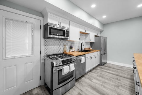 Tiny photo for 1152 E 13th Street, Davenport, IA 52803 (MLS # 12791001)