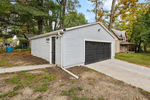 Tiny photo for 1152 E 13th Street, Davenport, IA 52803 (MLS # 12791001)