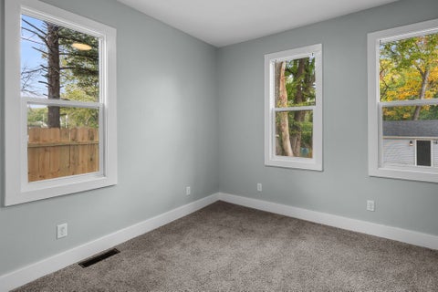 Tiny photo for 1152 E 13th Street, Davenport, IA 52803 (MLS # 12791001)