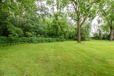 Tiny photo for 12698 W Grandview Avenue, Waukegan, IL 60085 (MLS # 12417301)