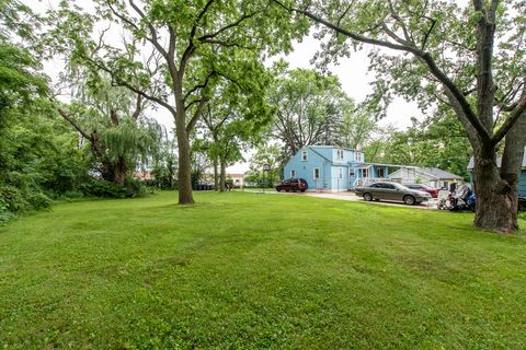 Tiny photo for 12698 W Grandview Avenue, Waukegan, IL 60085 (MLS # 12417301)