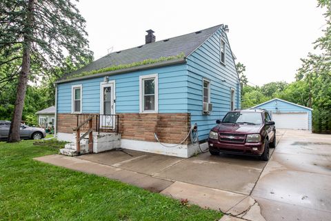 Tiny photo for 12698 W Grandview Avenue, Waukegan, IL 60085 (MLS # 12417301)