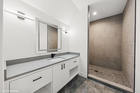 Tiny photo for 936 S Mitchell Avenue, Elmhurst, IL 60126 (MLS # 12601281)