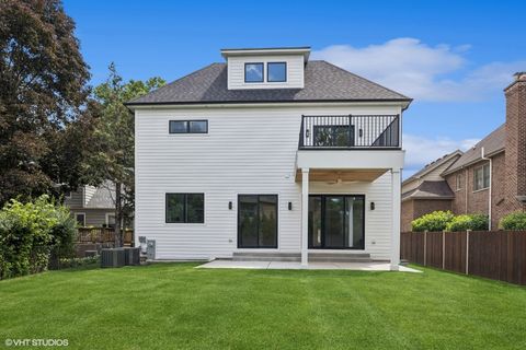 Tiny photo for 936 S Mitchell Avenue, Elmhurst, IL 60126 (MLS # 12601281)