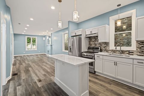 Tiny photo for 4025 W Adams Street, Chicago, IL 60624 (MLS # 12491894)