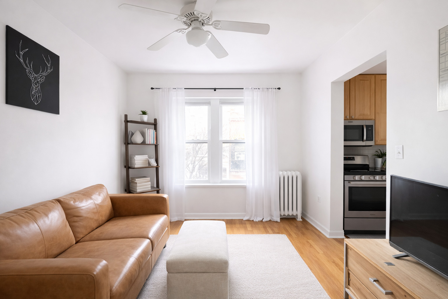 685 W Wrightwood Avenue 3N