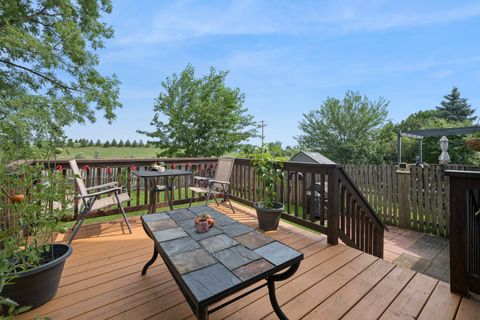 Tiny photo for 1216 Kensington Drive, Mundelein, IL 60060 (MLS # 12489956)