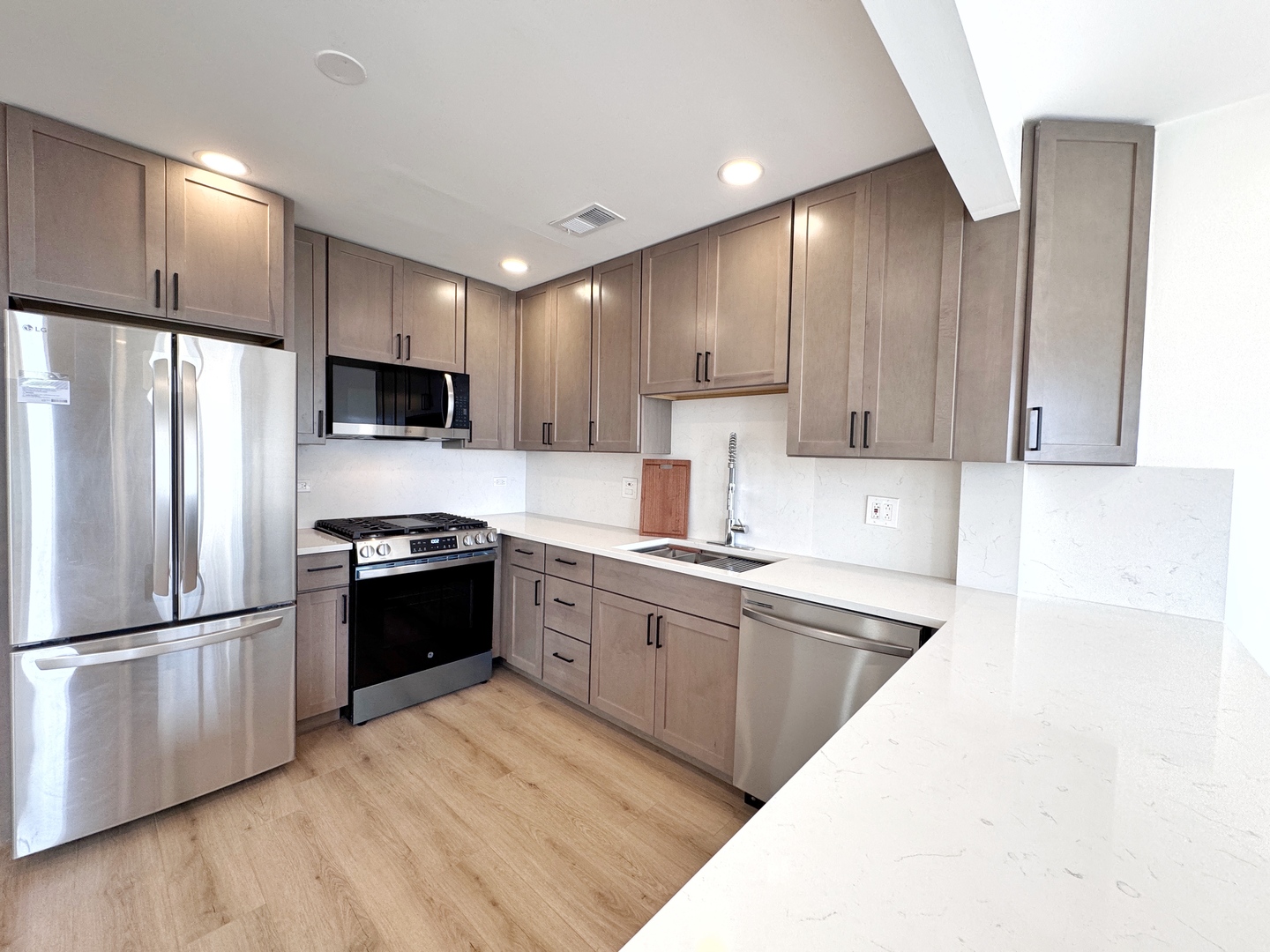 2326 Hamilton Place 2326