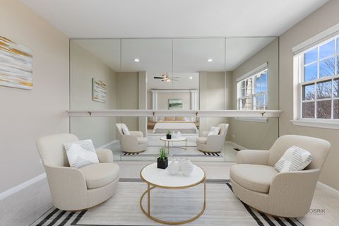 Tiny photo for 371 Sycamore Street, Vernon Hills, IL 60061 (MLS # 12602810)