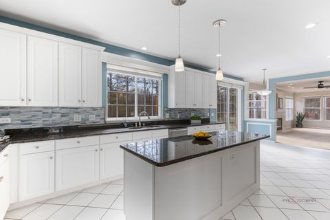 Tiny photo for 371 Sycamore Street, Vernon Hills, IL 60061 (MLS # 12602810)