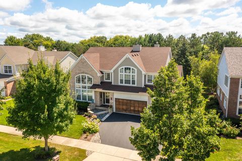 Tiny photo for 371 Sycamore Street, Vernon Hills, IL 60061 (MLS # 12602810)