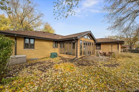 Tiny photo for 208 Calkins Drive, Sugar Grove, IL 60554 (MLS # 12533426)