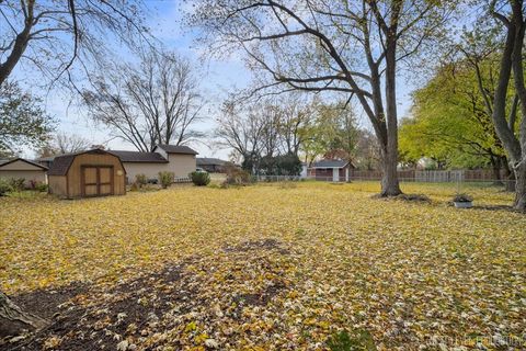 Tiny photo for 208 Calkins Drive, Sugar Grove, IL 60554 (MLS # 12533426)