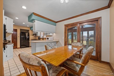 Tiny photo for 208 Calkins Drive, Sugar Grove, IL 60554 (MLS # 12533426)