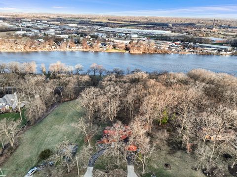 Tiny photo for 1630 Raymond Street, South Elgin, IL 60177 (MLS # 12598387)