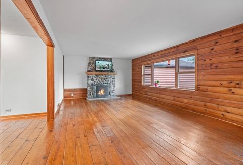 Tiny photo for 1630 Raymond Street, South Elgin, IL 60177 (MLS # 12598387)