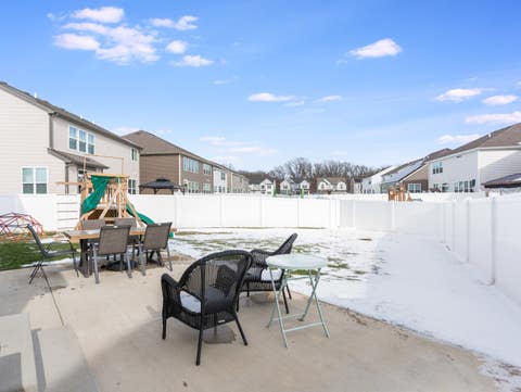 Tiny photo for 387 South Pointe Avenue, South Elgin, IL 60177 (MLS # 12615391)
