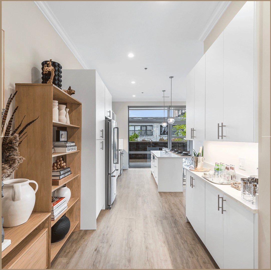 133 S Ashland Avenue 211