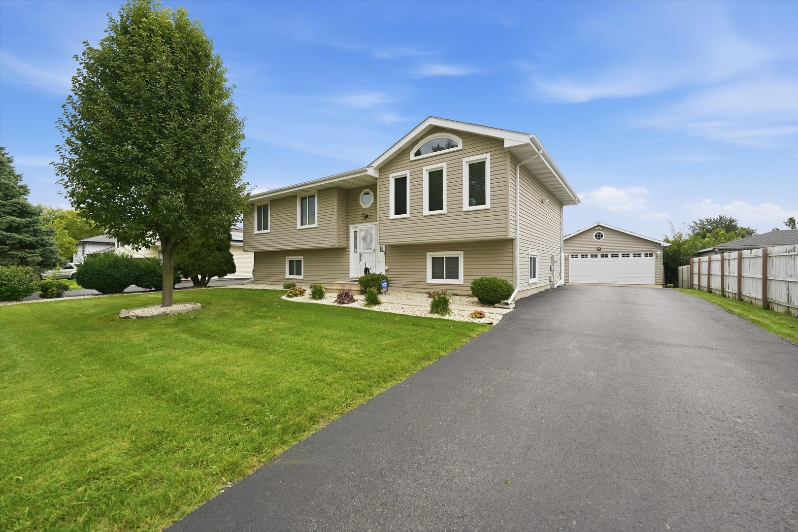 2902 Streitz Drive