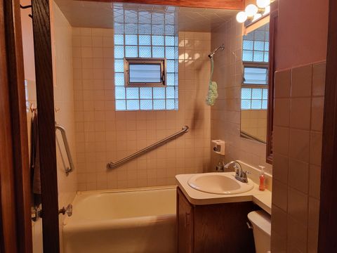 Tiny photo for 1922 Wisconsin Avenue, Berwyn, IL 60402 (MLS # 12611254)