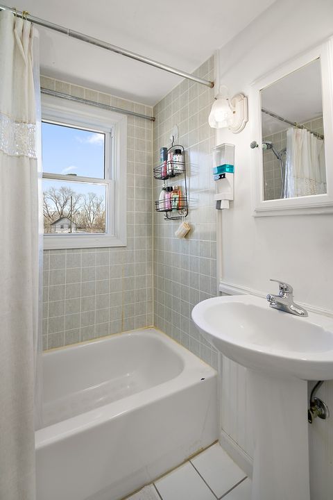 Tiny photo for 372 S Center Avenue, Bradley, IL 60915 (MLS # 12545486)