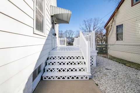 Tiny photo for 372 S Center Avenue, Bradley, IL 60915 (MLS # 12545486)