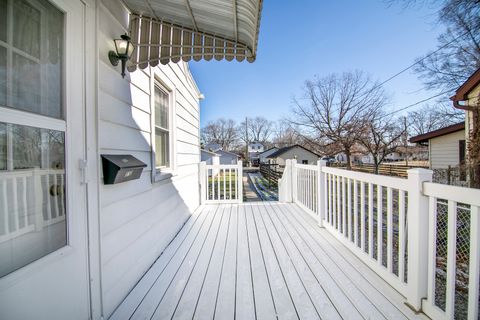 Tiny photo for 372 S Center Avenue, Bradley, IL 60915 (MLS # 12545486)