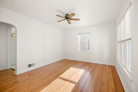 Tiny photo for 372 S Center Avenue, Bradley, IL 60915 (MLS # 12545486)