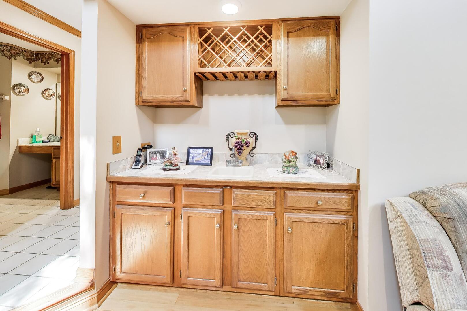 1120 Redwood Drive