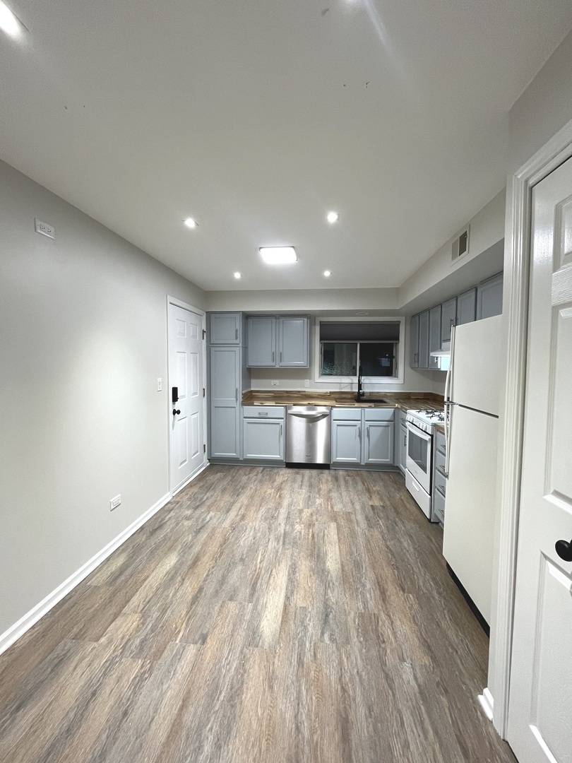 7875 N Caldwell Avenue 302