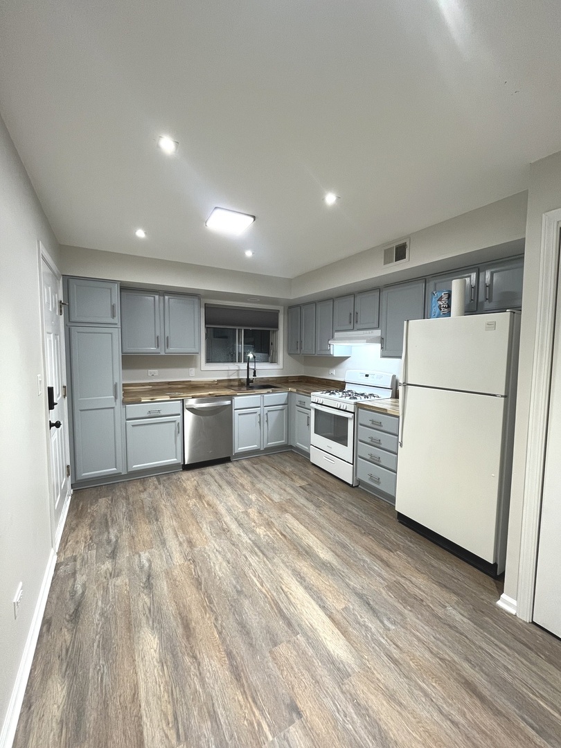 7875 N Caldwell Avenue 302