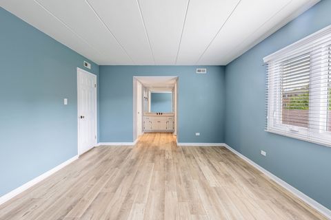 Tiny photo for 10330 Mayfield Avenue #2N, Oak Lawn, IL 60453 (MLS # 12539962)