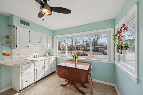 Tiny photo for 534 Hermitage Drive, Deerfield, IL 60015 (MLS # 12576149)