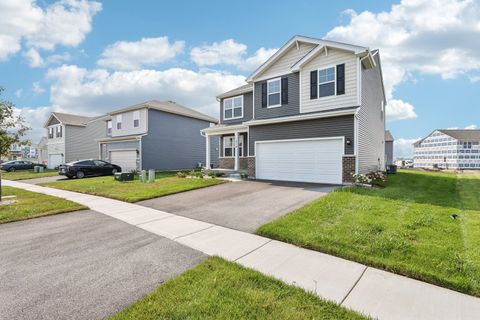 Tiny photo for 1552 Aspen Court, Pingree Grove, IL 60140 (MLS # 12487881)
