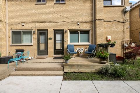 Tiny photo for 6524 N Northwest Highway #A, Chicago, IL 60631 (MLS # 12601131)
