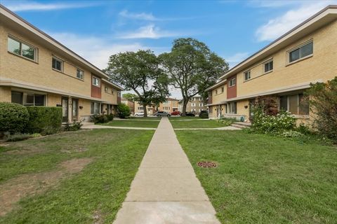 Tiny photo for 6524 N Northwest Highway #A, Chicago, IL 60631 (MLS # 12601131)