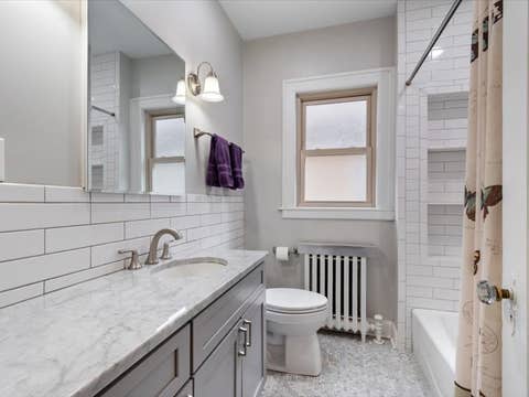 Tiny photo for 2531 W Morse Avenue, Chicago, IL 60645 (MLS # 12627277)