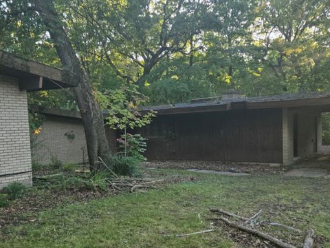 Tiny photo for 48 Woodland Gln Gln, Park Forest, IL 60466 (MLS # 12452969)