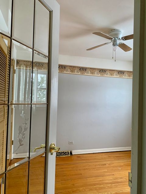 Tiny photo for 10617 S Kenton Avenue, Oak Lawn, IL 60453 (MLS # 12525377)