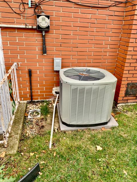 Tiny photo for 10617 S Kenton Avenue, Oak Lawn, IL 60453 (MLS # 12525377)