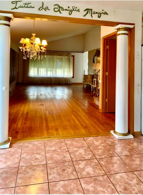 Tiny photo for 10617 S Kenton Avenue, Oak Lawn, IL 60453 (MLS # 12525377)