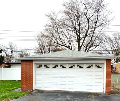 Tiny photo for 10617 S Kenton Avenue, Oak Lawn, IL 60453 (MLS # 12525377)