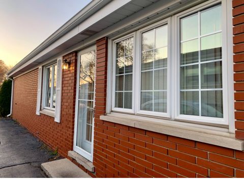 Tiny photo for 10617 S Kenton Avenue, Oak Lawn, IL 60453 (MLS # 12525377)