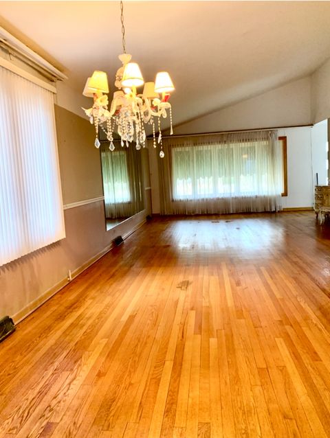 Tiny photo for 10617 S Kenton Avenue, Oak Lawn, IL 60453 (MLS # 12525377)