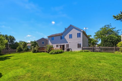 Tiny photo for 121 Heath Place, Westmont, IL 60559 (MLS # 12683298)