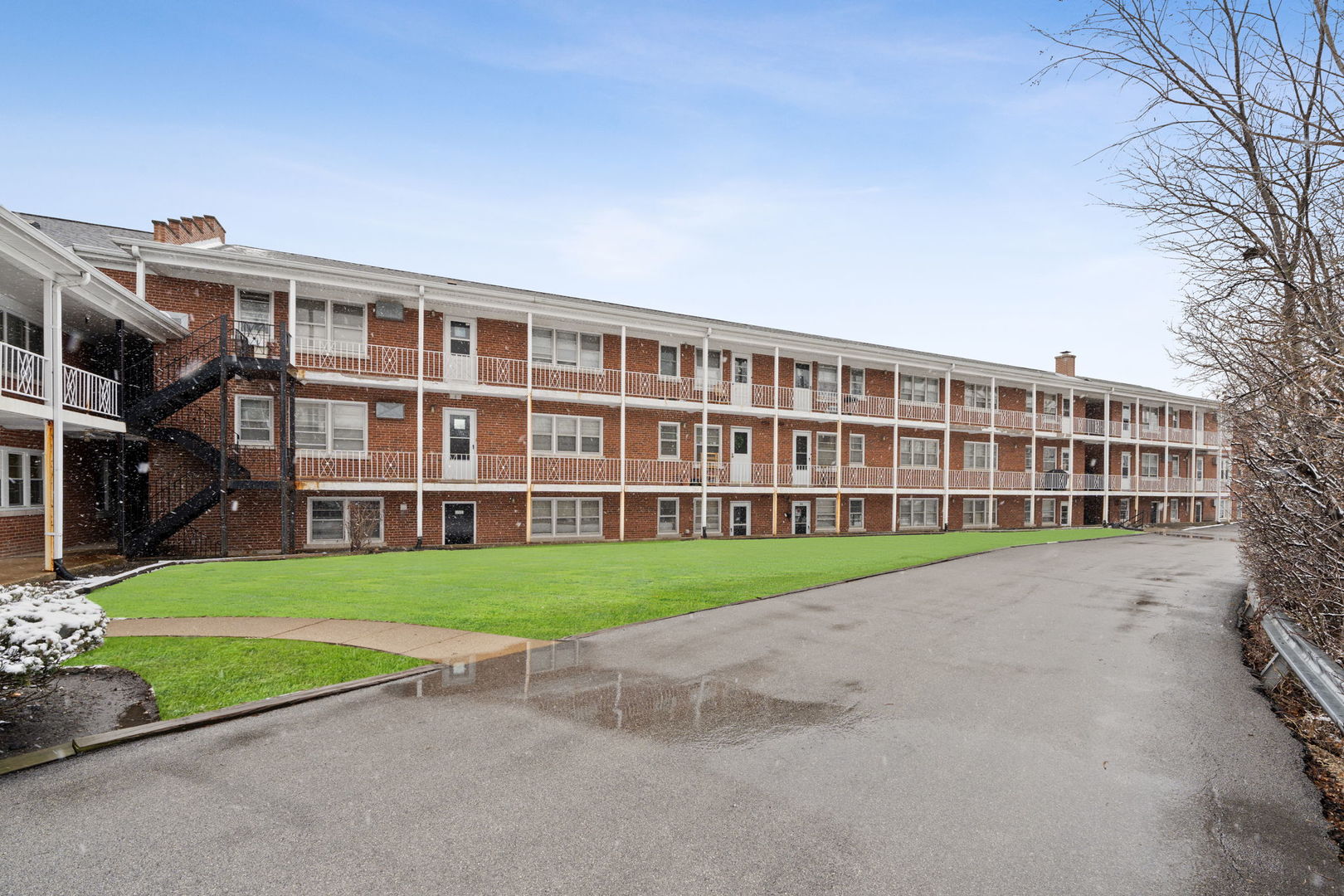 2000 Parkside Drive B2