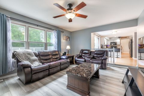 Tiny photo for 2032 Swan Lane, Elgin, IL 60123 (MLS # 12446411)