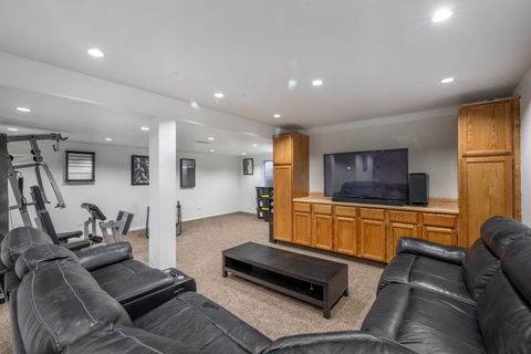 Tiny photo for 2032 Swan Lane, Elgin, IL 60123 (MLS # 12446411)