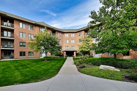 Tiny photo for 875 E 22nd Street #104, Lombard, IL 60148 (MLS # 12769714)